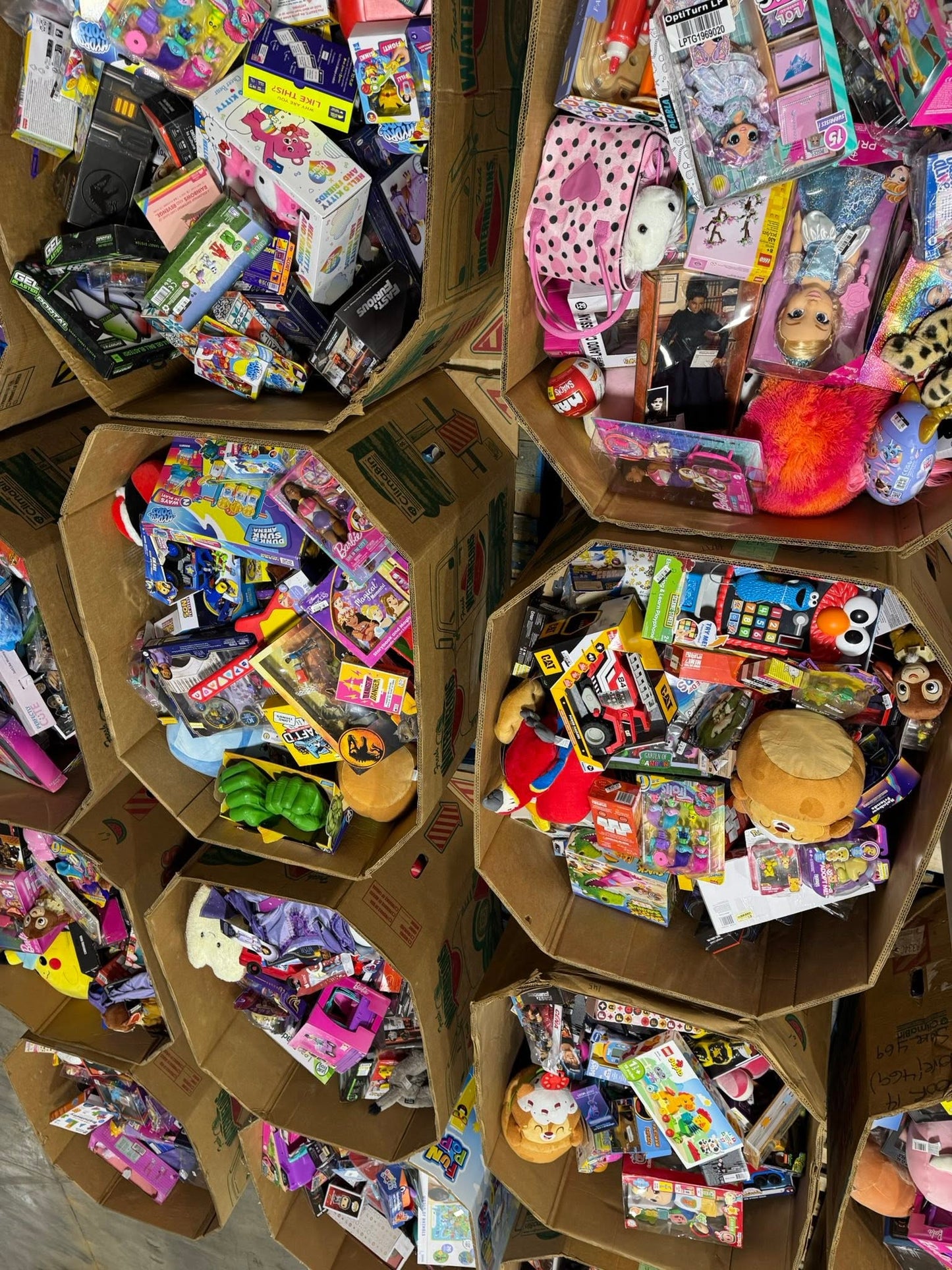 Target Toy Pallets – 200units  Brand-New Toys for Only $450
