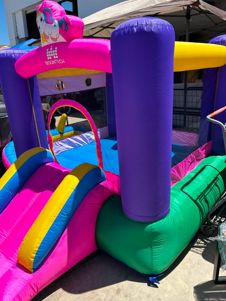 Inflatable Swing with Splash Pad Combo – Only $1,000