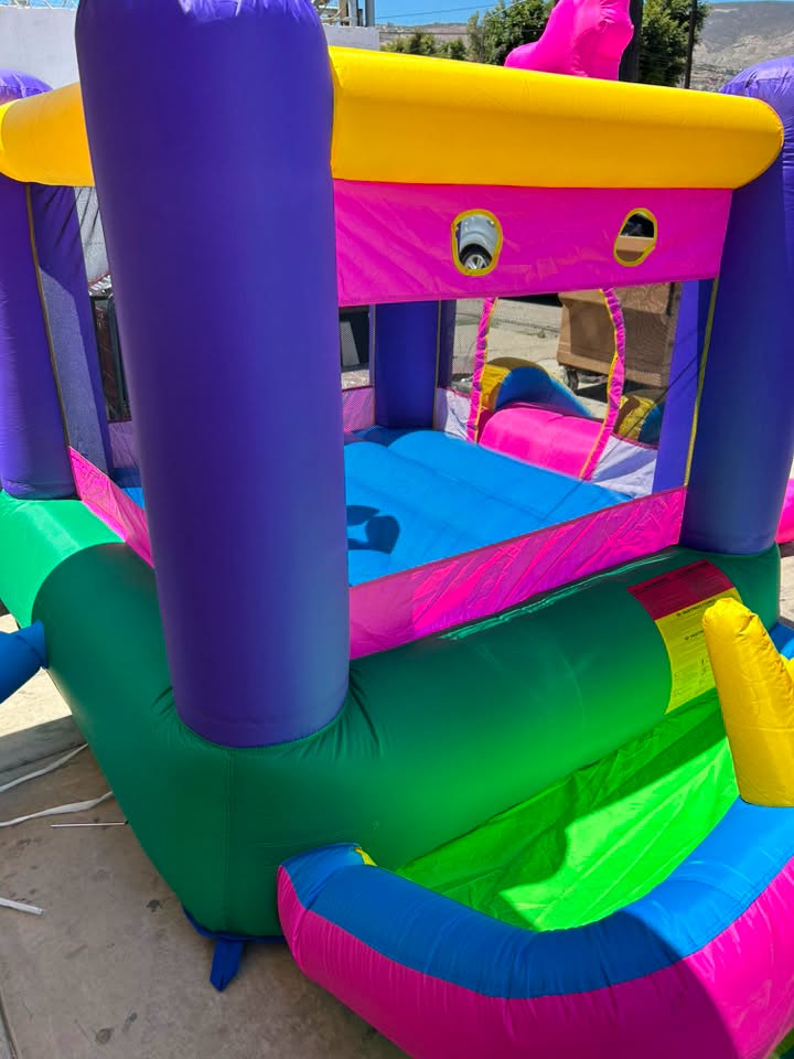 Inflatable Swing with Splash Pad Combo – Only $1,000