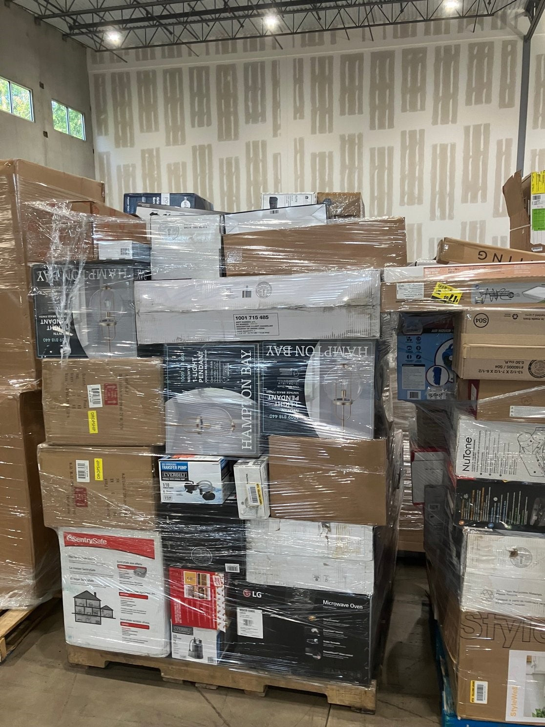 Home Depot Tools - Hardware Truckloads 24 pallets