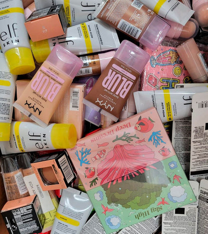 Branded Makeup Boxes- 300pcs