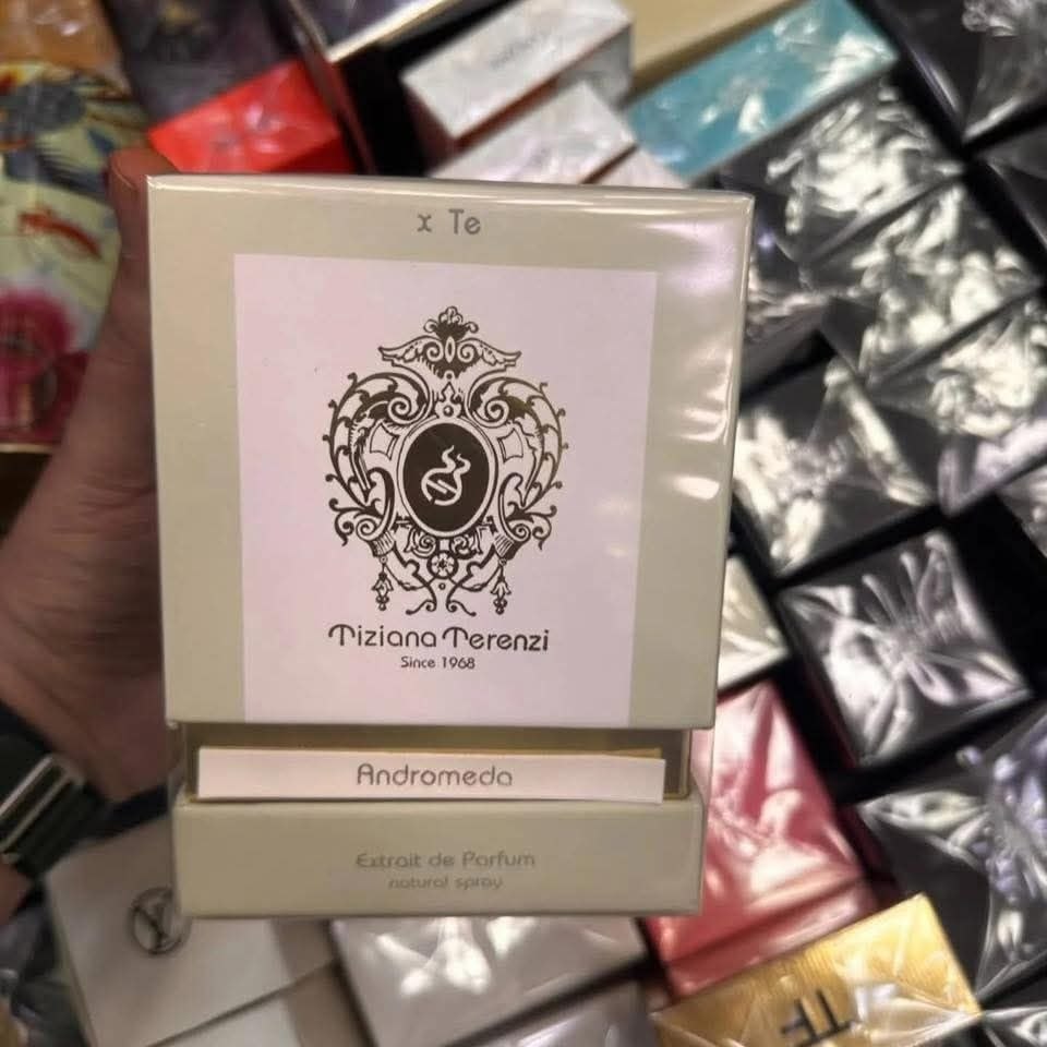Authentic Full Size Perfume Pallets-  300Pcs