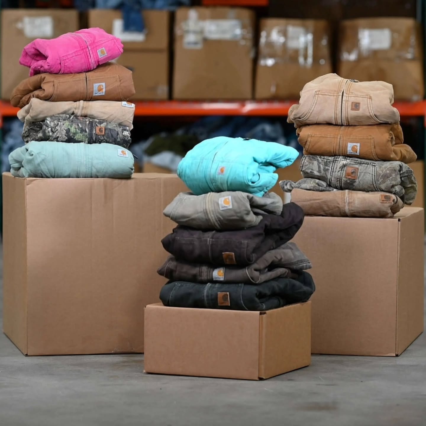 Carhartt clothing pallets-400 pieces