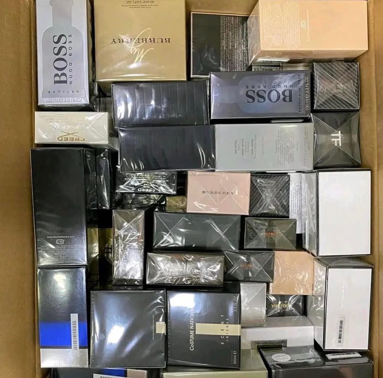 Authentic Mini Perfume Pallets – Mixed 350pcs Brand