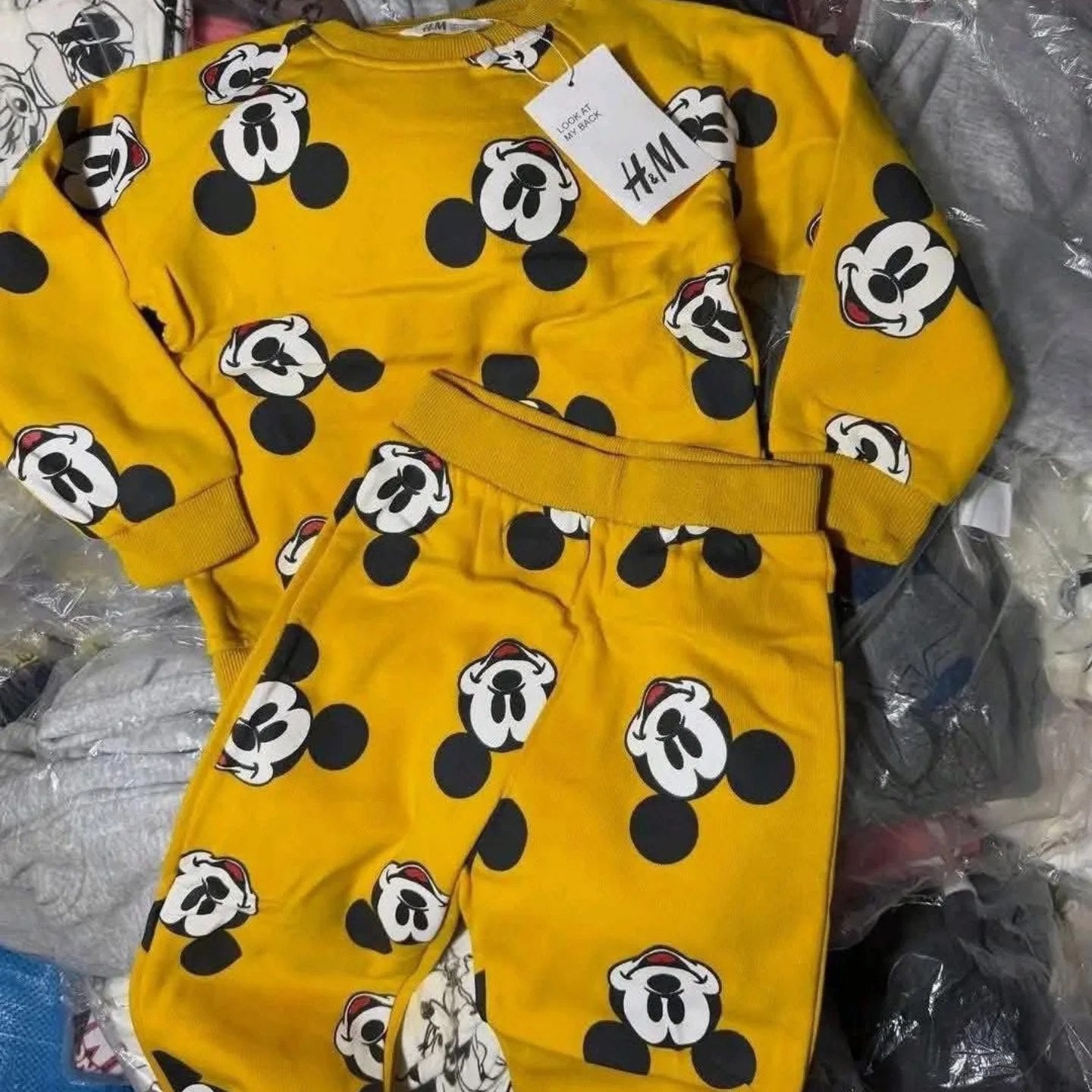 Infant & Toddler Zara Kids Clothing Pallets –  300 pieces New With Tags