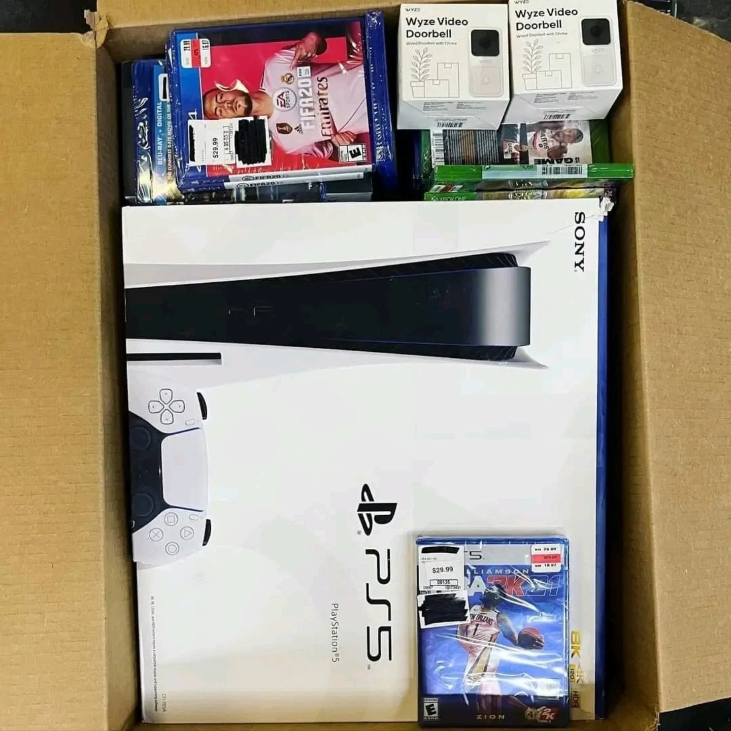 Target Electronics Mega Mystery Box -100 pieces