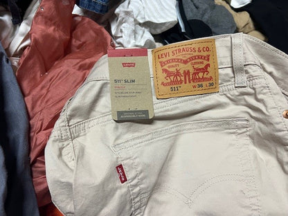 Mixed Apparel Gaylords - Off-Price Branded Clothing Loads